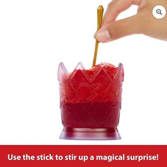 Disney Descendants: Rise of the Red -Sorcerer’s cook book w/ fizz, slime & doll - Picture 7 of 8